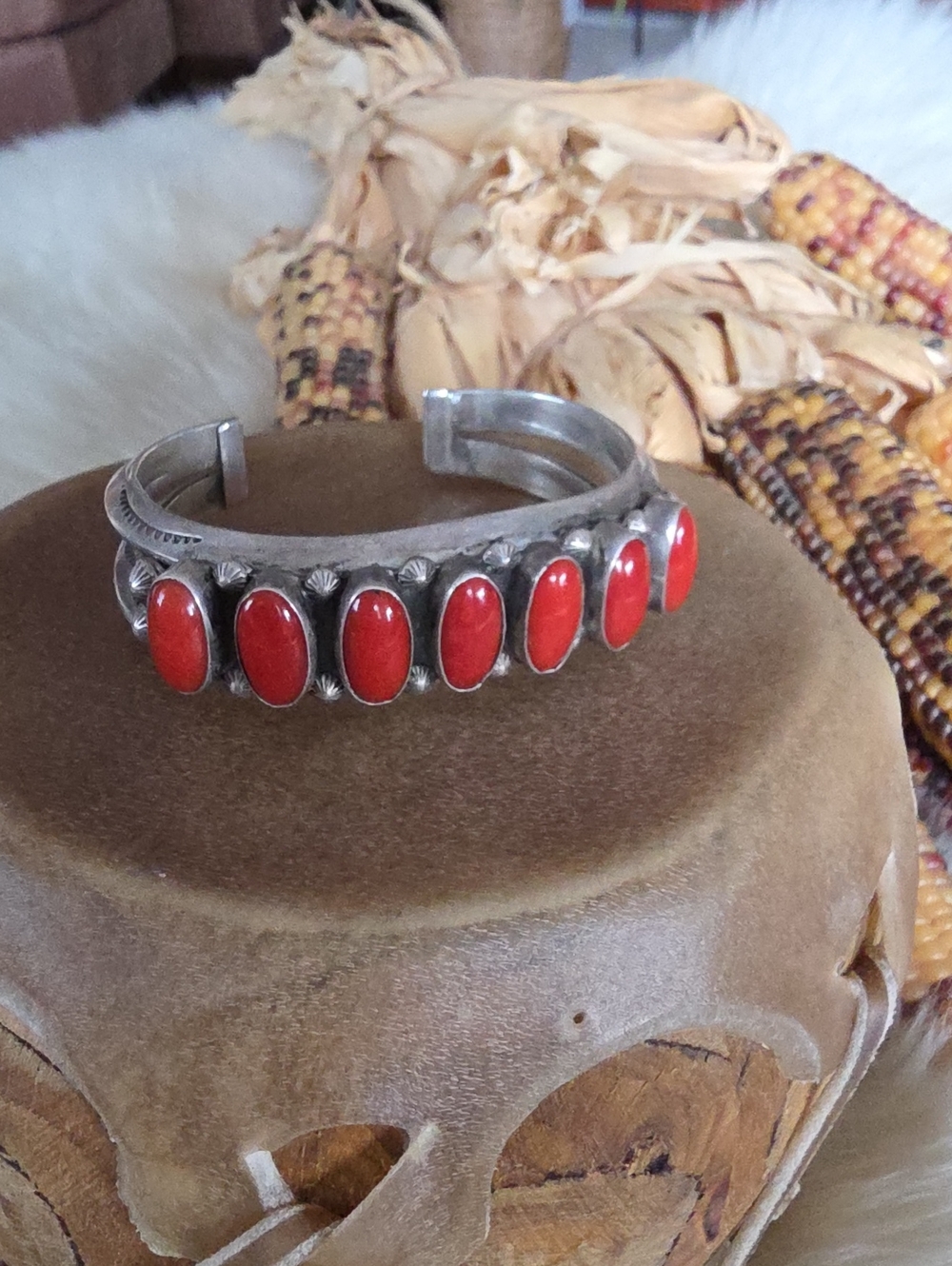 Amazing Native American Navajo Coral & Sterling Cuff By Marie Silver ❤️🎁🩶🪸